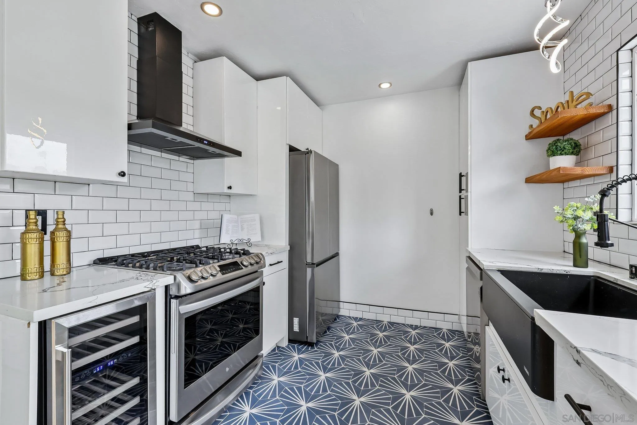 https://cdn.realtyfeed.com/cdn/127/260018182/09c7d08f49e70af6b2fe381cec7f7e2a.webp