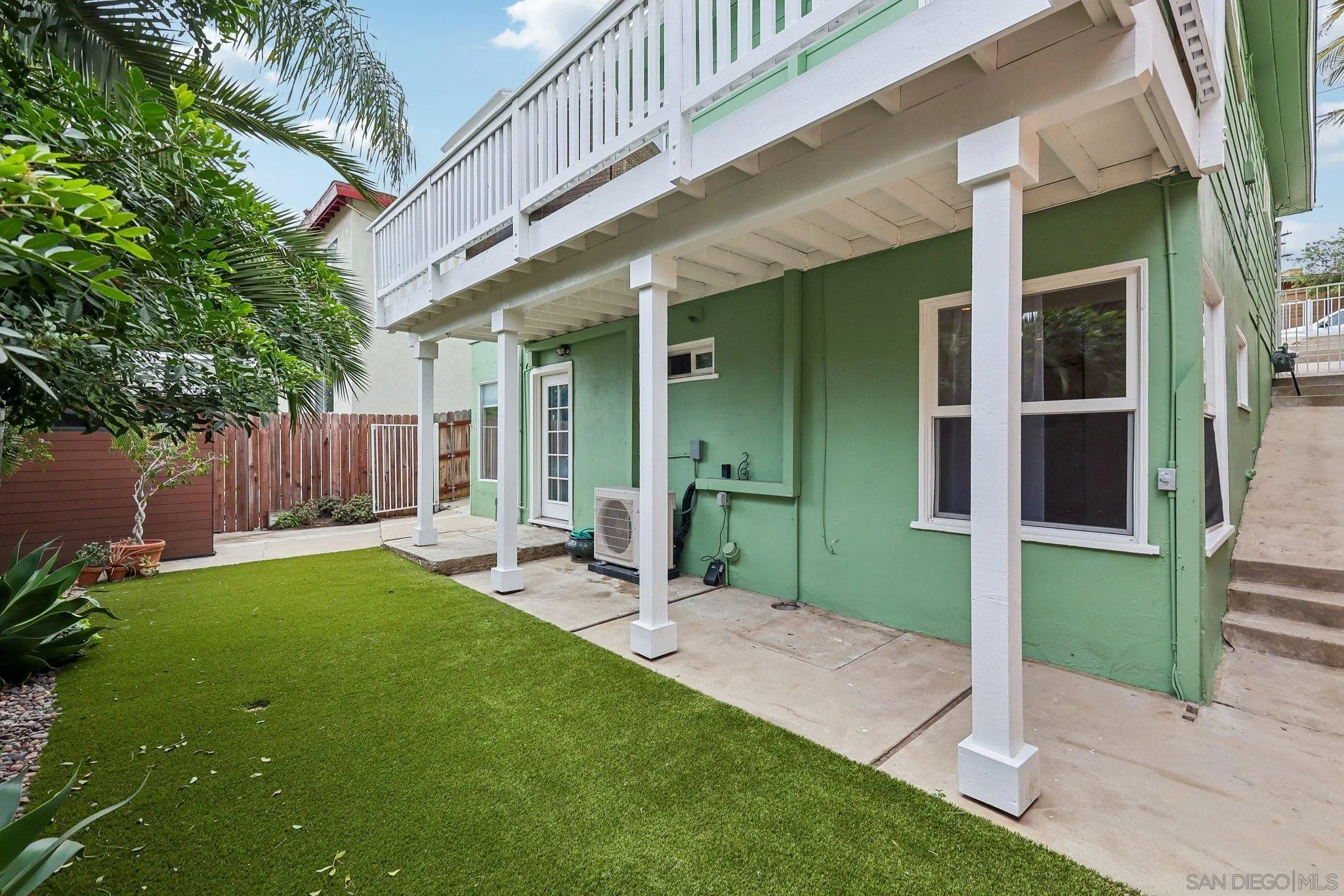 https://cdn.realtyfeed.com/cdn/127/260018182/6e430e3f0a4d38bd26b8e2dae6be049e.webp