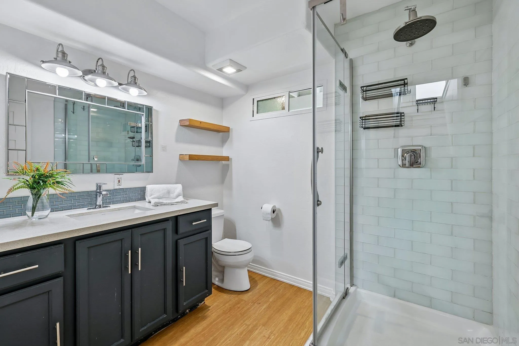 https://cdn.realtyfeed.com/cdn/127/260018182/cdf122e23a693ee5ceb6bfe4a3acdb66.webp