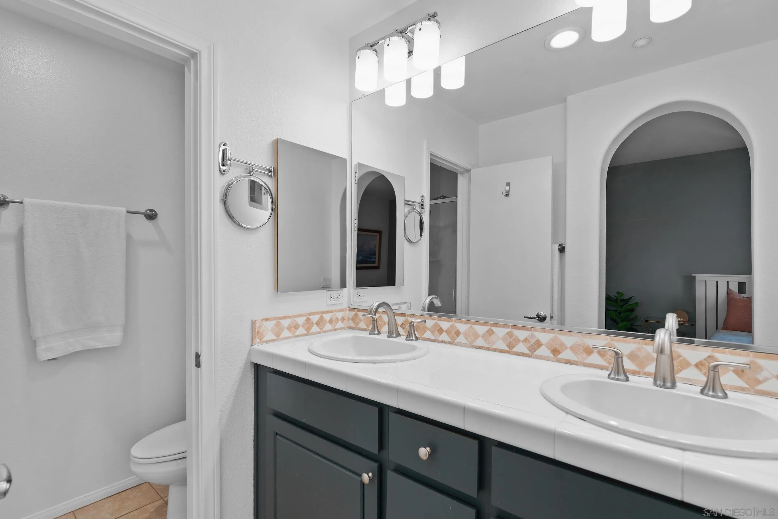 Photo #17: 260018184 Listing: Photo #17