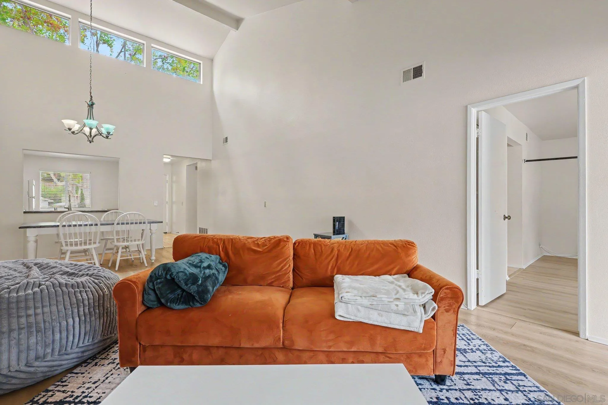 Photo #3: 260018188 Listing: Photo #3