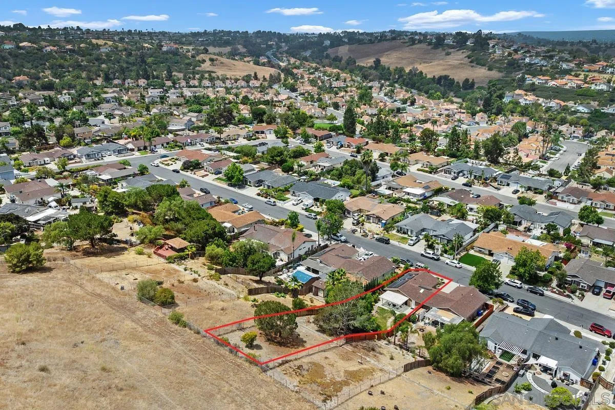 https://cdn.realtyfeed.com/cdn/127/260018206/20b74ae4c3ee97ef81e7c007196552e1.webp