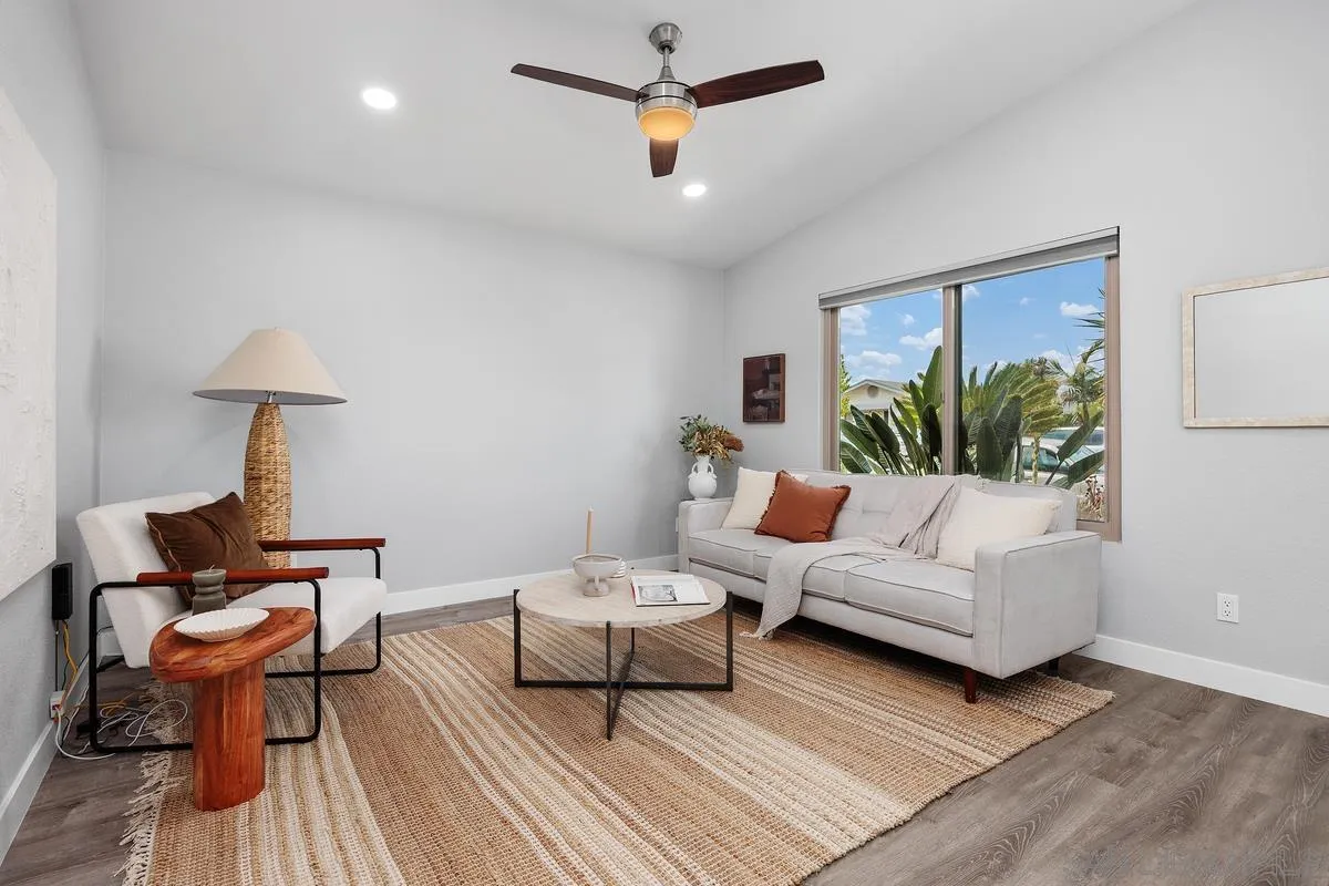 https://cdn.realtyfeed.com/cdn/127/260018206/c2a2d11b1eb0610b2abb06b4c498fcd8.webp