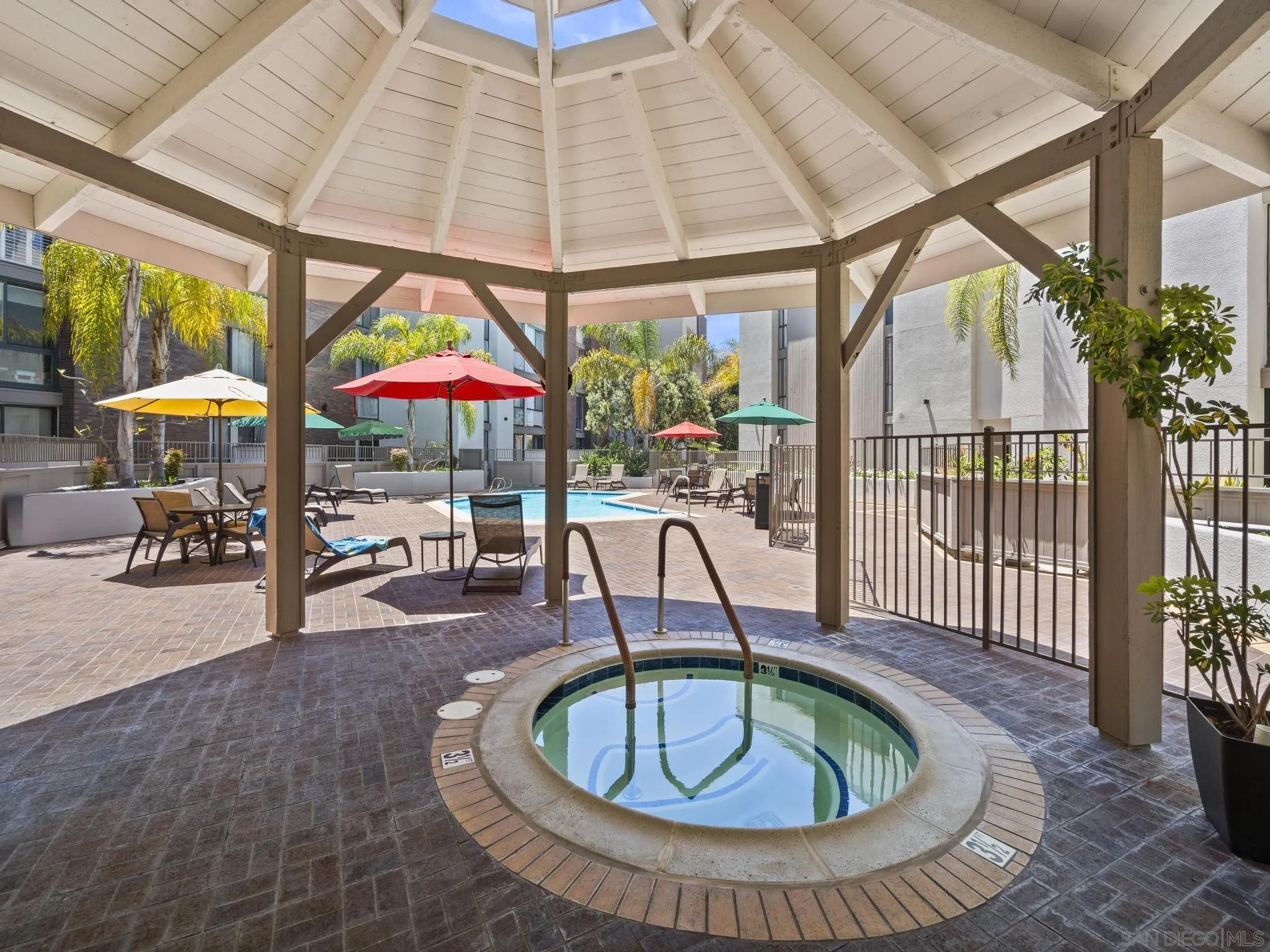 Photo #32: 260018209 Listing: Photo #32