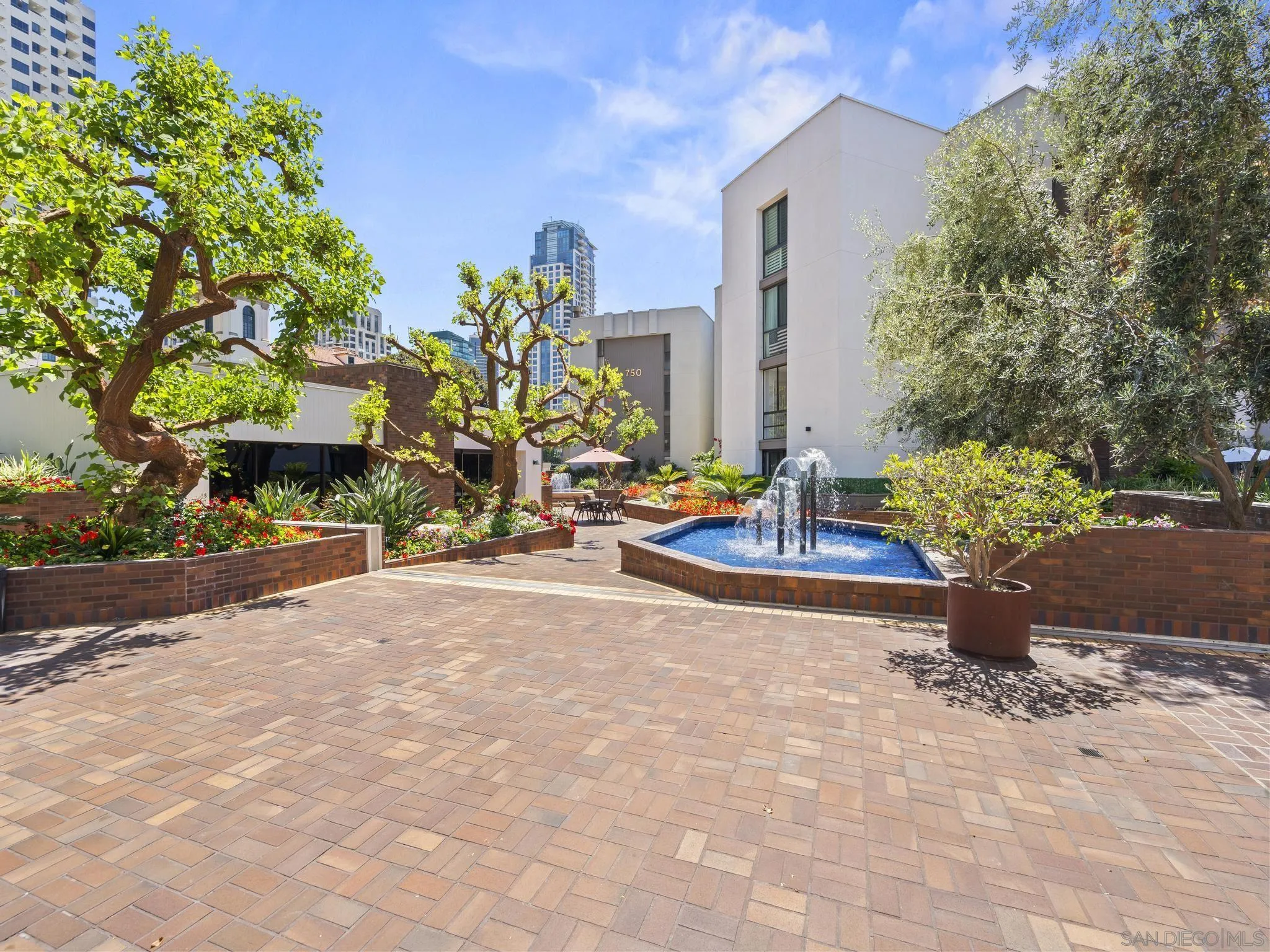 Photo #27: 260018209 Listing: Photo #27