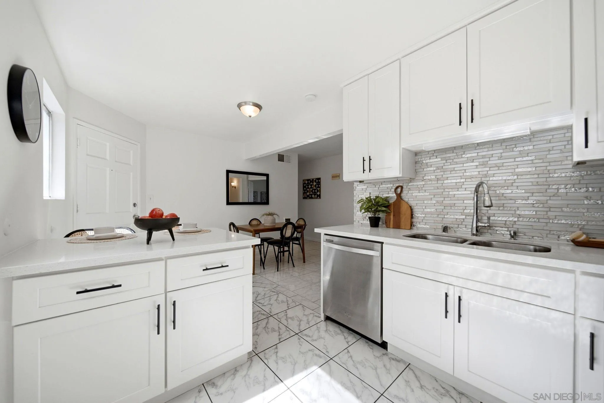 Photo #9: 260018212 Listing: Photo #9