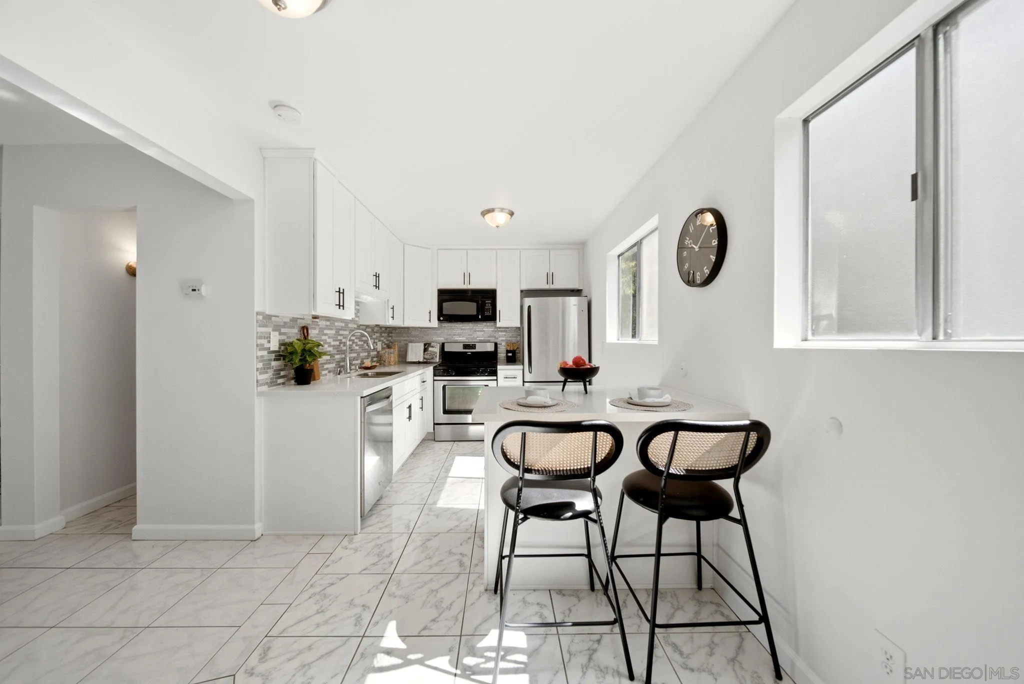 Photo #6: 260018212 Listing: Photo #6
