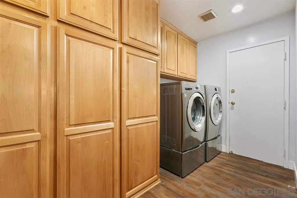 Photo #15: 260018213 Listing: Photo #15