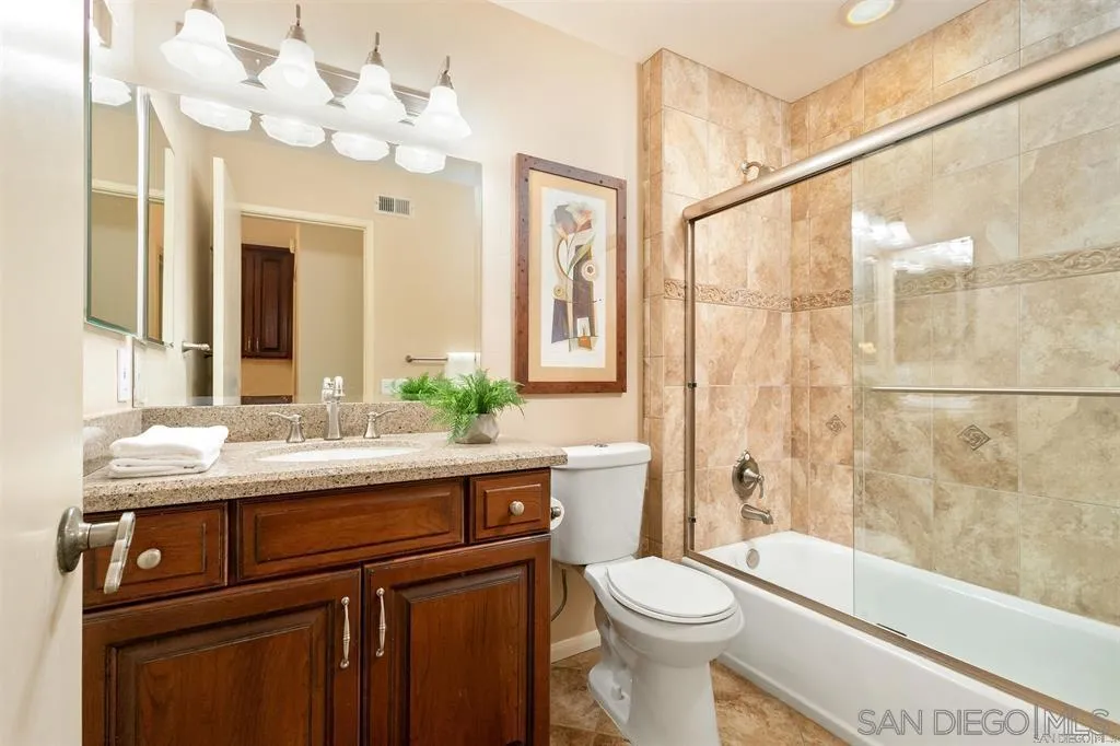 Photo #29: 260018213 Listing: Photo #29