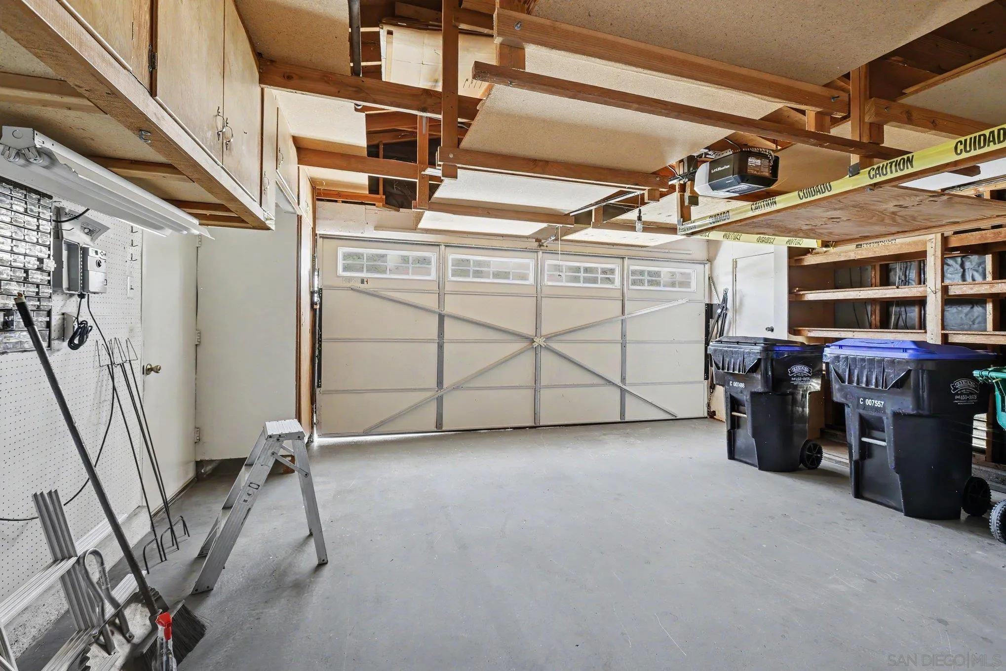 https://cdn.realtyfeed.com/cdn/127/260018216/b4cce28c5d2b72d8ef7ecf1f06569315.webp