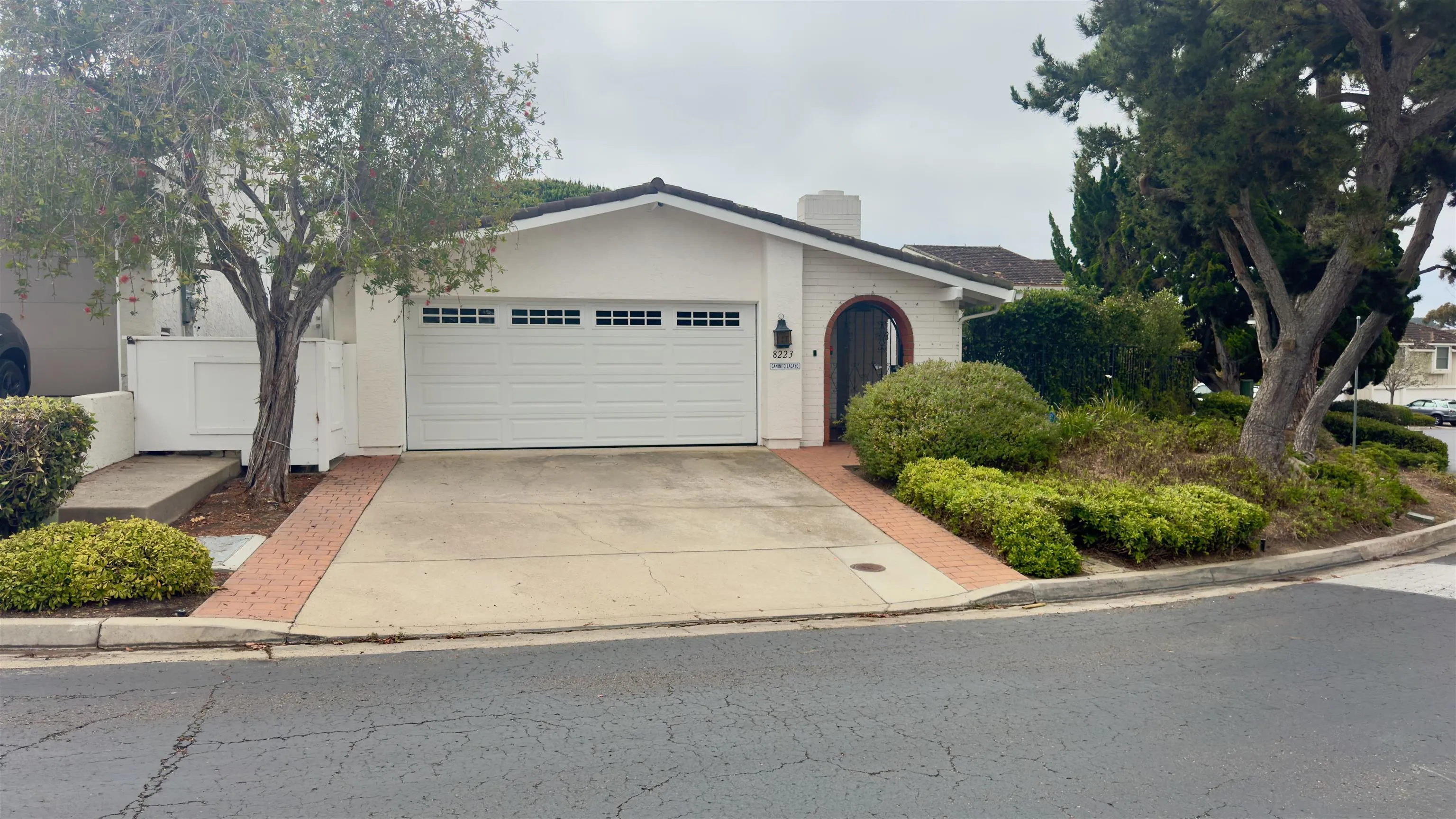 8223 Caminito Locayo, La Jolla, CA 92037 - Main photo, La Jolla, CA