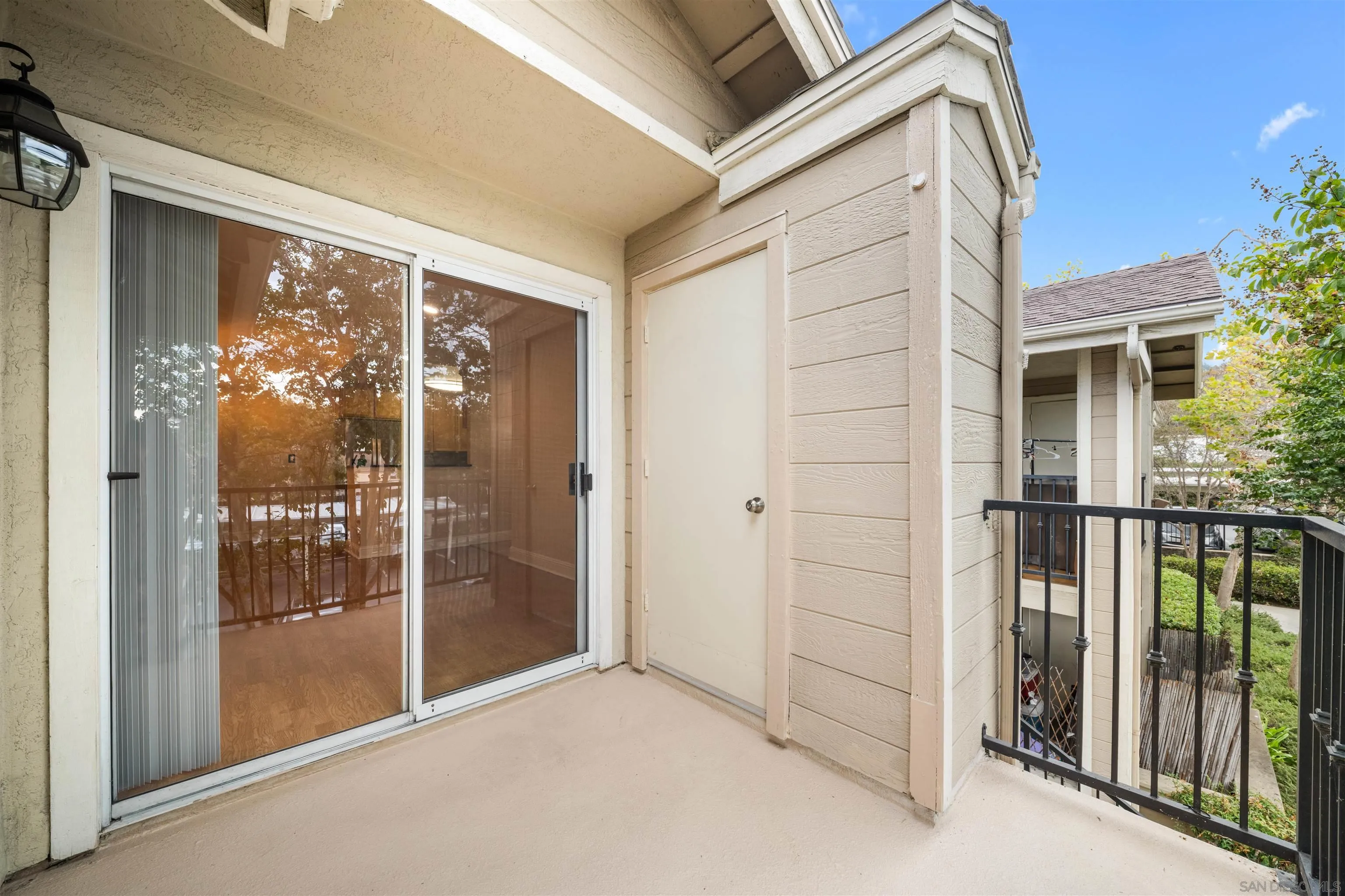 https://cdn.realtyfeed.com/cdn/127/260018220/eae608047de0f791dc22049b54cda680.webp