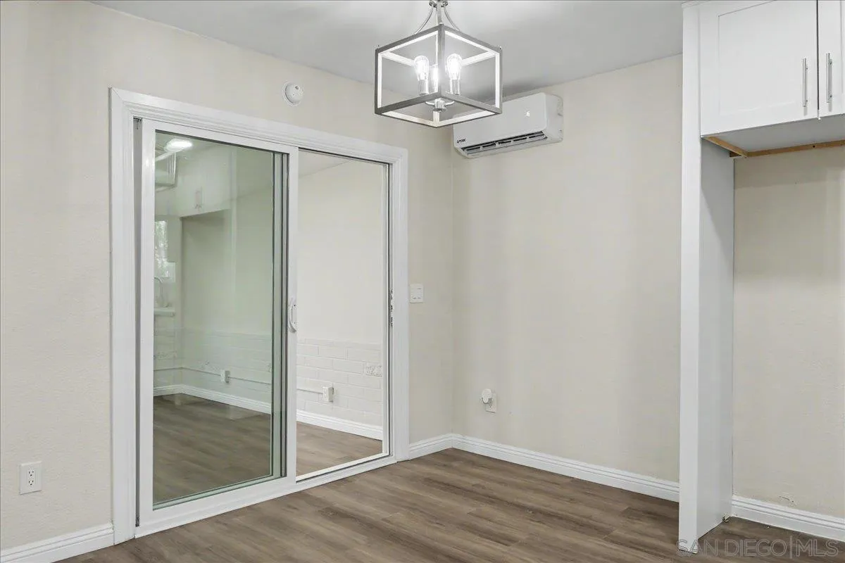 https://cdn.realtyfeed.com/cdn/127/260018227/edb081e29fa7c2d0e395434921446036.webp