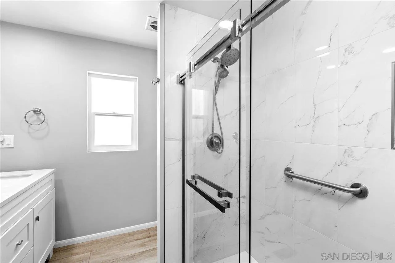 https://cdn.realtyfeed.com/cdn/127/260018229/106c427d4283e357cb9a6643452cce3d.webp