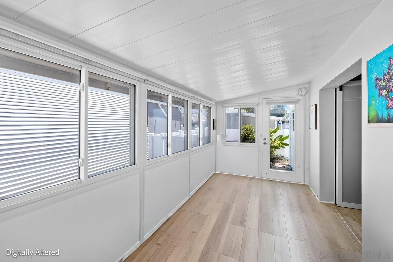 https://cdn.realtyfeed.com/cdn/127/260018229/1e6b8e17f6adb1d59dcb241c072b6b19.webp