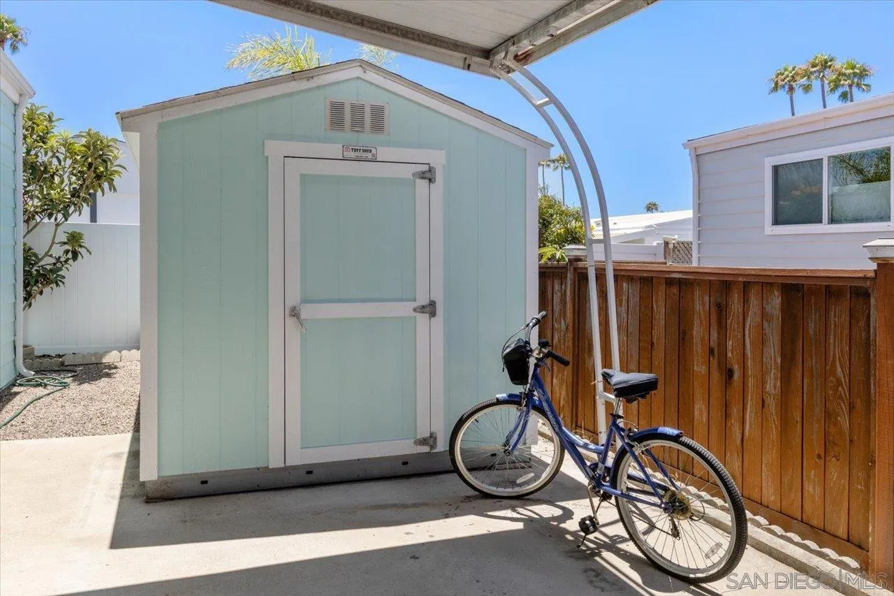 https://cdn.realtyfeed.com/cdn/127/260018229/3bb51216e834c73fc4db63a67e0ad7a6.webp