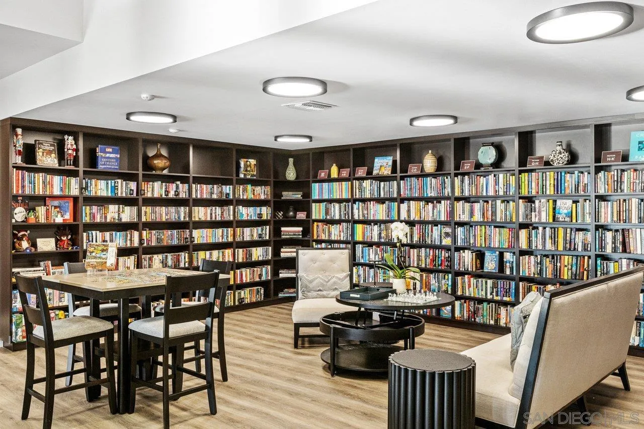 https://cdn.realtyfeed.com/cdn/127/260018229/a9a8ba46cbb77b877b099ce1d2addf2c.webp