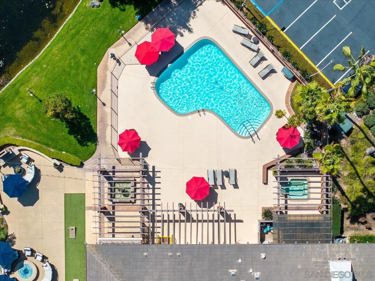 https://cdn.realtyfeed.com/cdn/127/260018229/b4f1e81f8f50efd8a8fad4c8a524590a.webp