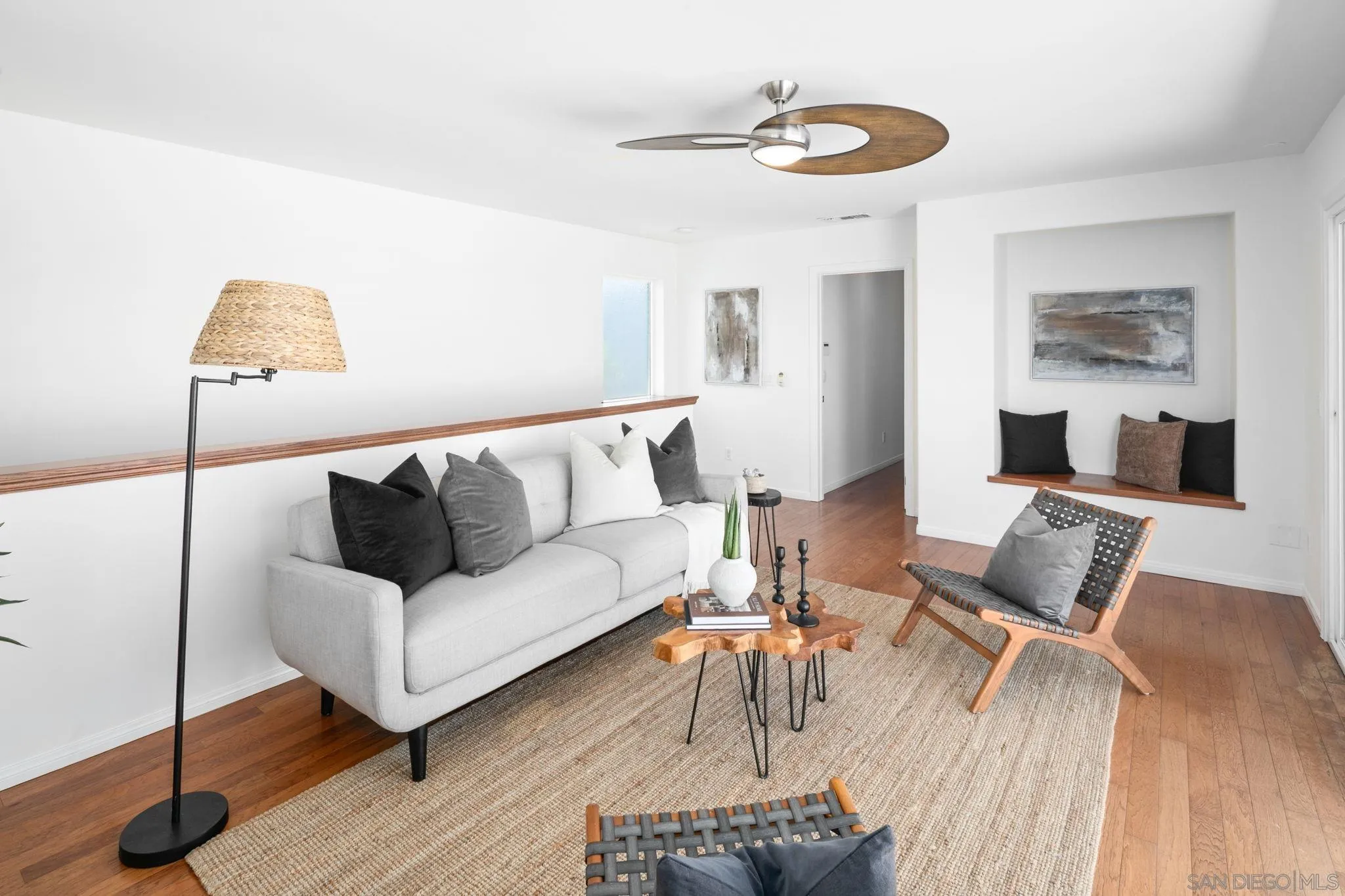 https://cdn.realtyfeed.com/cdn/127/260018230/4b4a75625b259315e470f958ab3d697a.webp