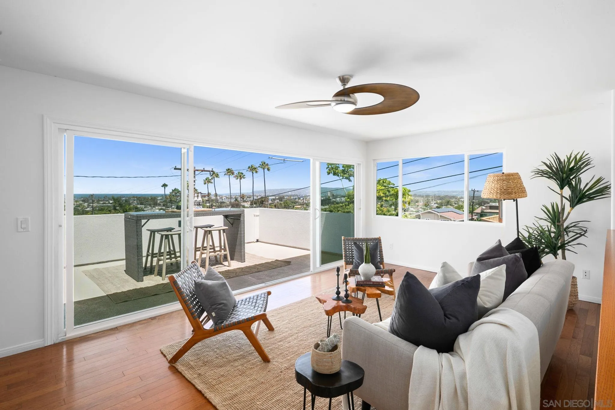 https://cdn.realtyfeed.com/cdn/127/260018230/6109c9cba516ff9ea594d7f3979156c7.webp