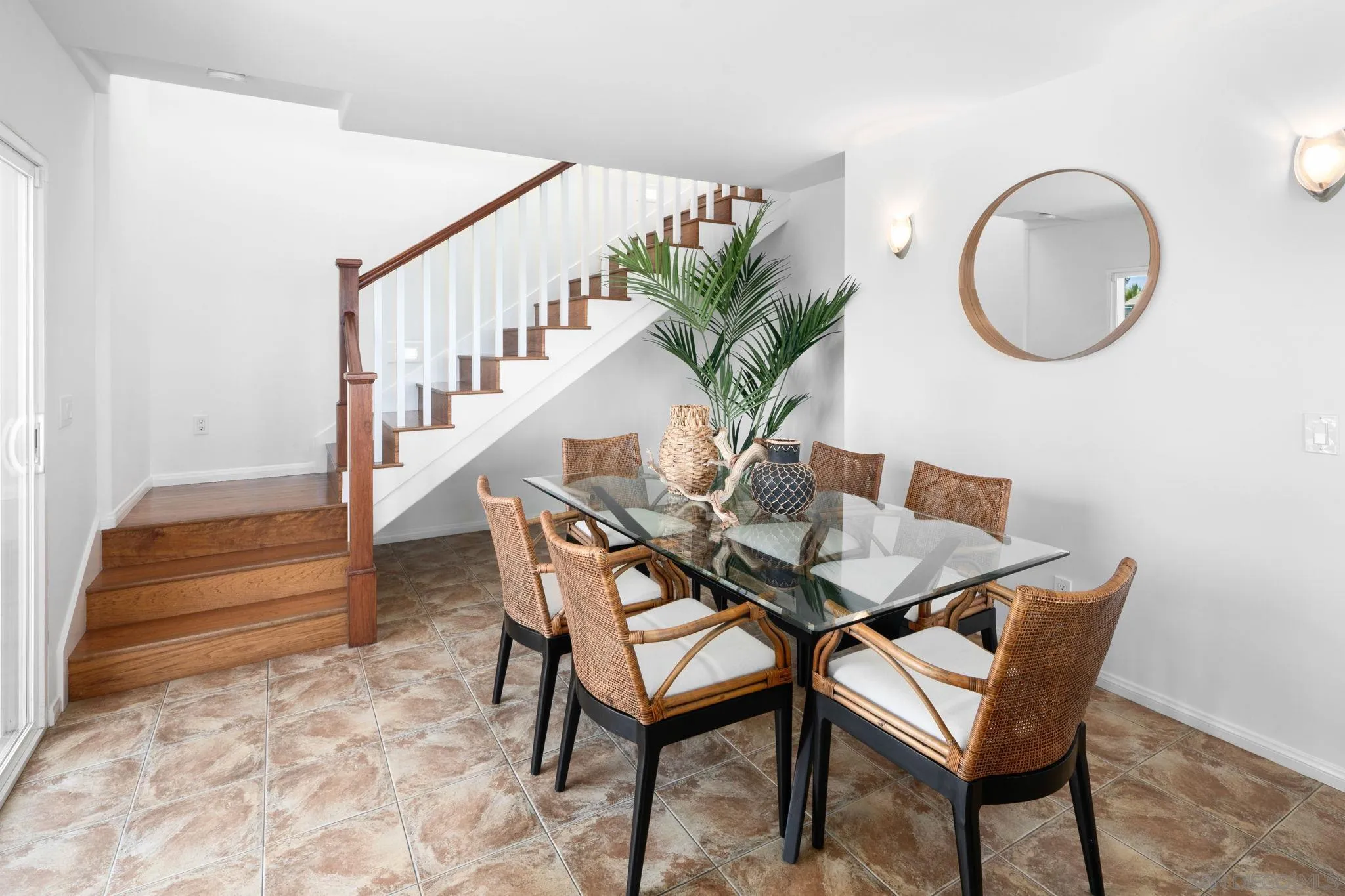 https://cdn.realtyfeed.com/cdn/127/260018230/9bc2aa19976b4275bc11c5ea91d3cbab.webp