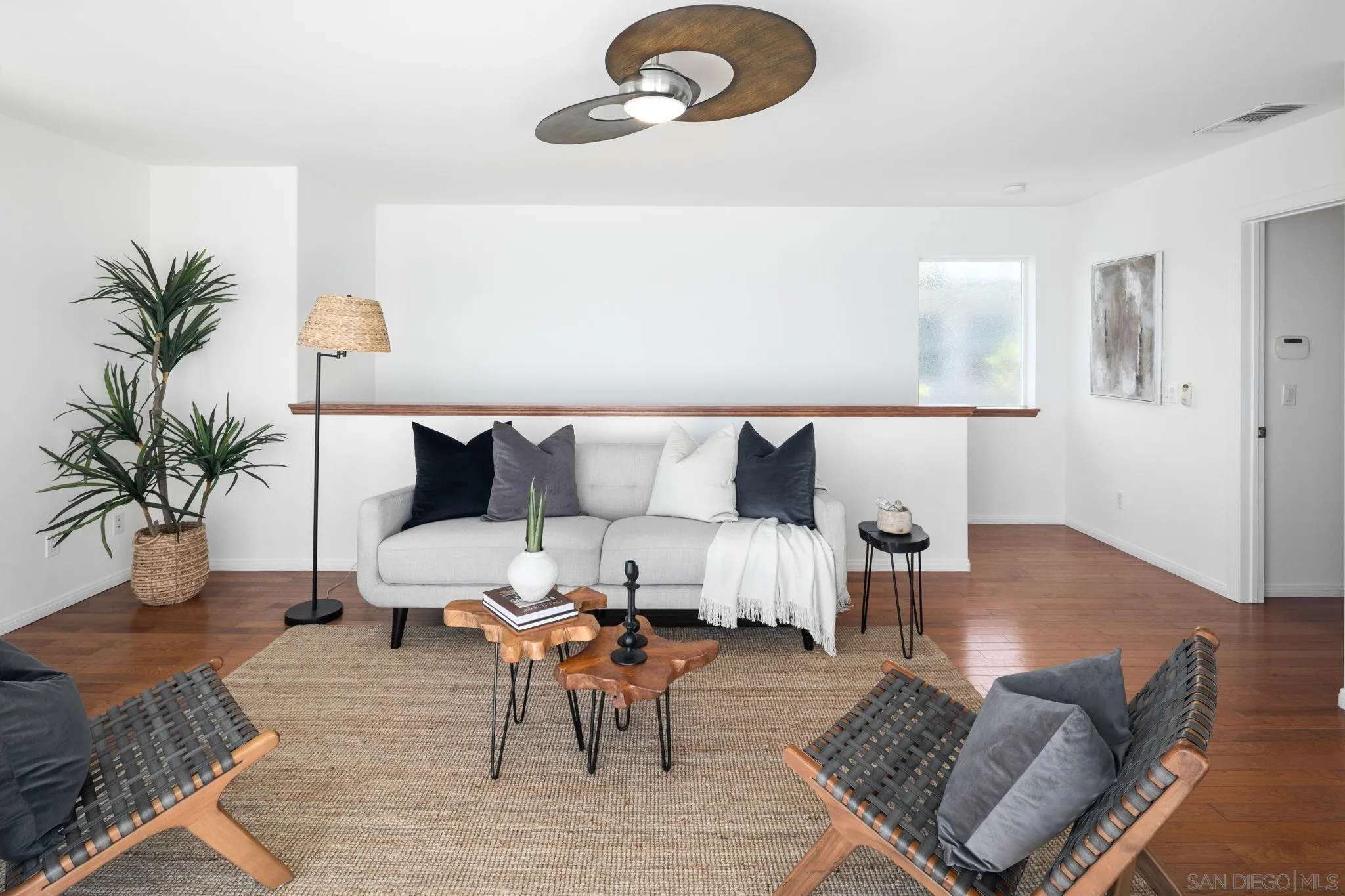 https://cdn.realtyfeed.com/cdn/127/260018230/d39879f7724e3cc6c6083e04fdbd035a.webp