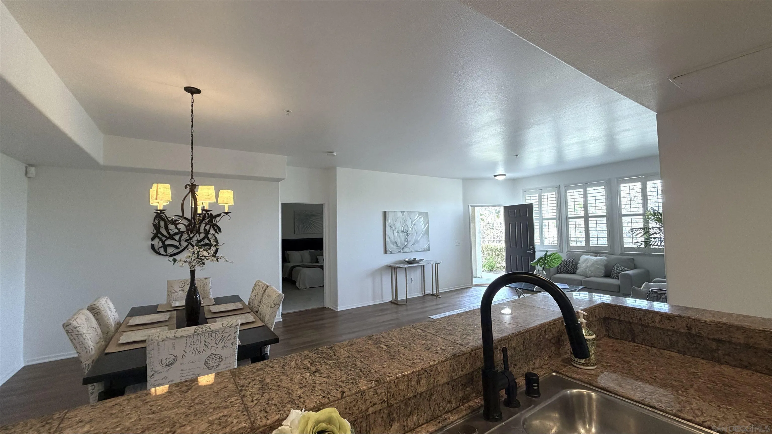 Photo #16: 260018234 Listing: Photo #16