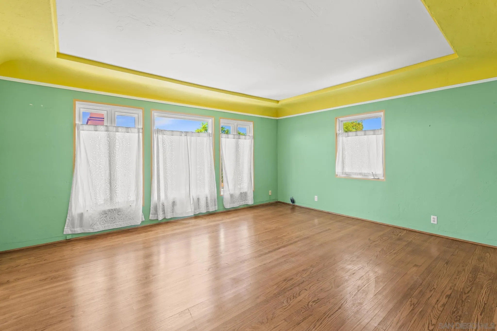 https://cdn.realtyfeed.com/cdn/127/260018238/2029014d965cb5edd1503493324f63da.webp