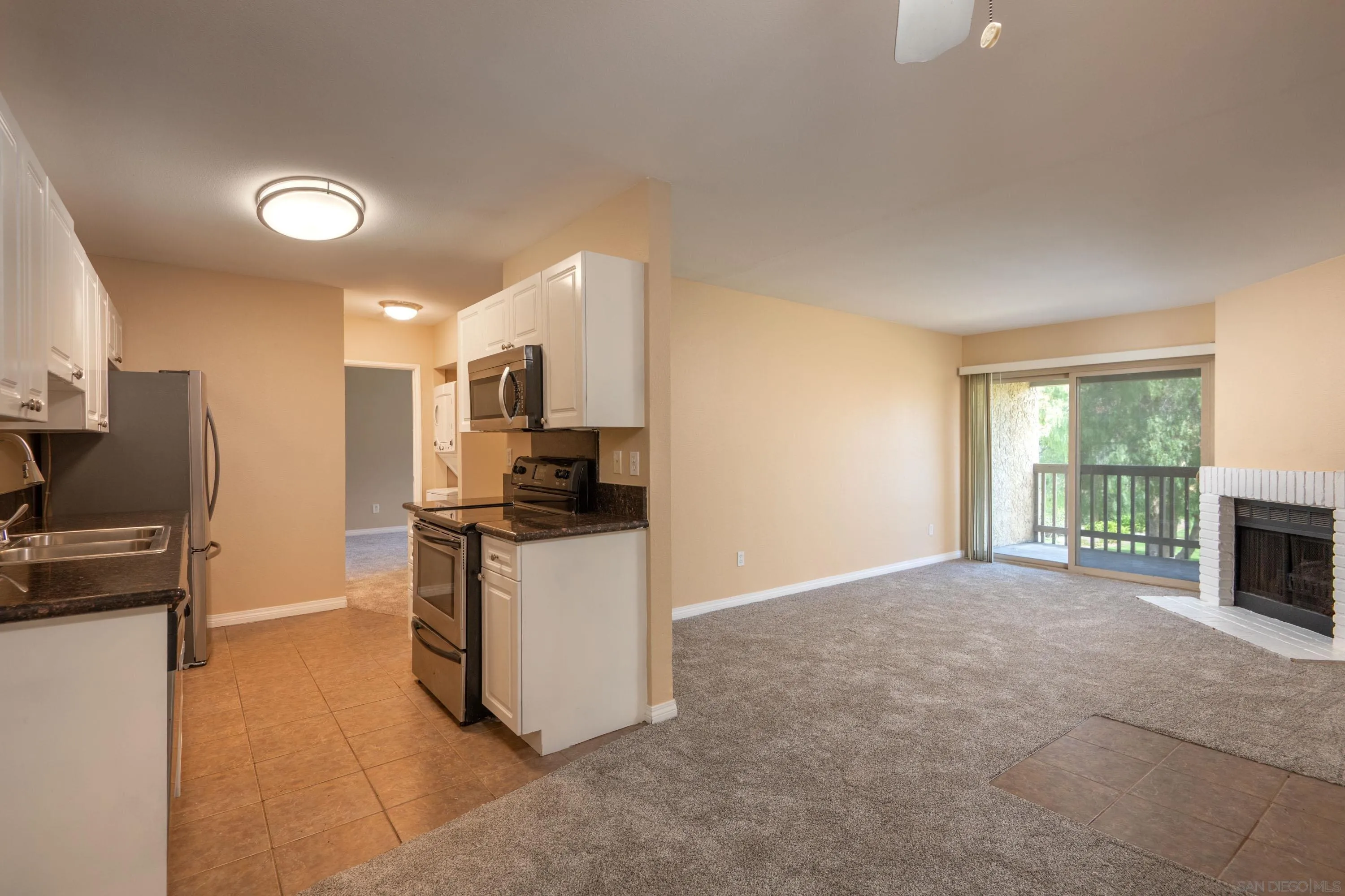 Photo #6: 260018239 Listing: Photo #6