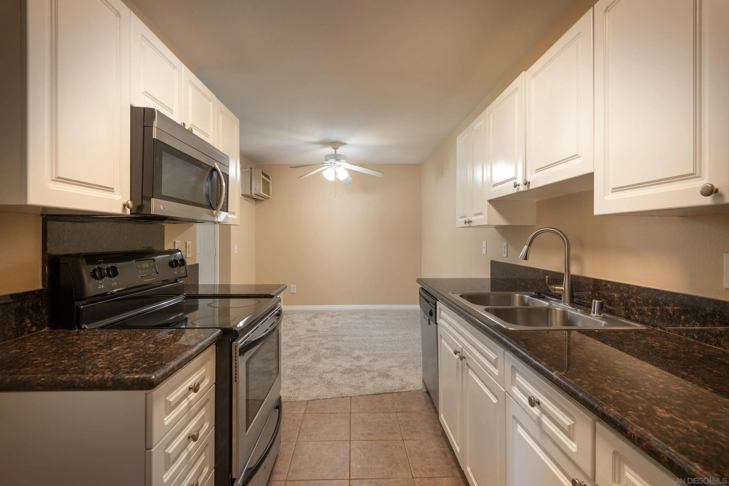 Photo #7: 260018239 Listing: Photo #7