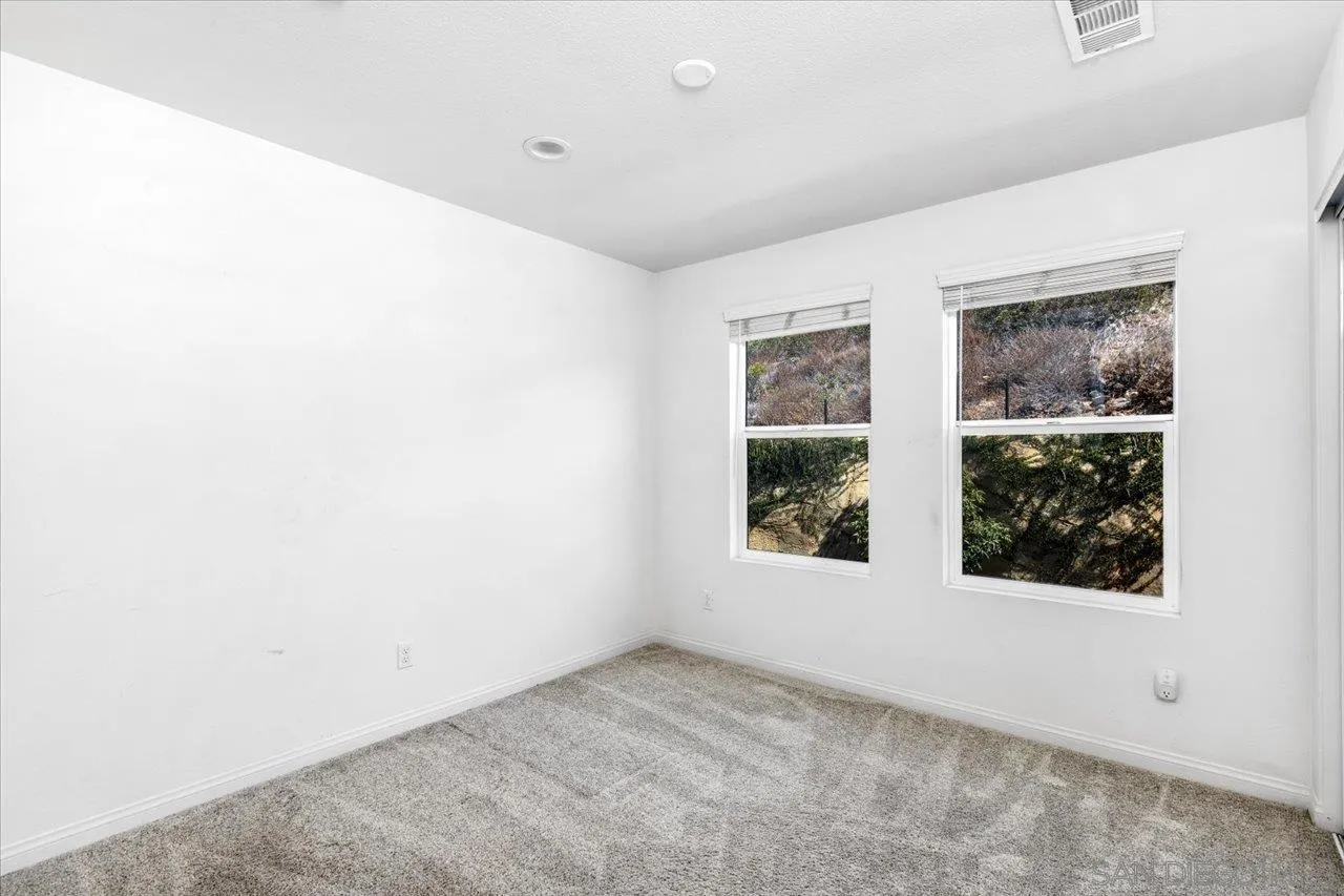 Photo #23: 260018241 Listing: Photo #23