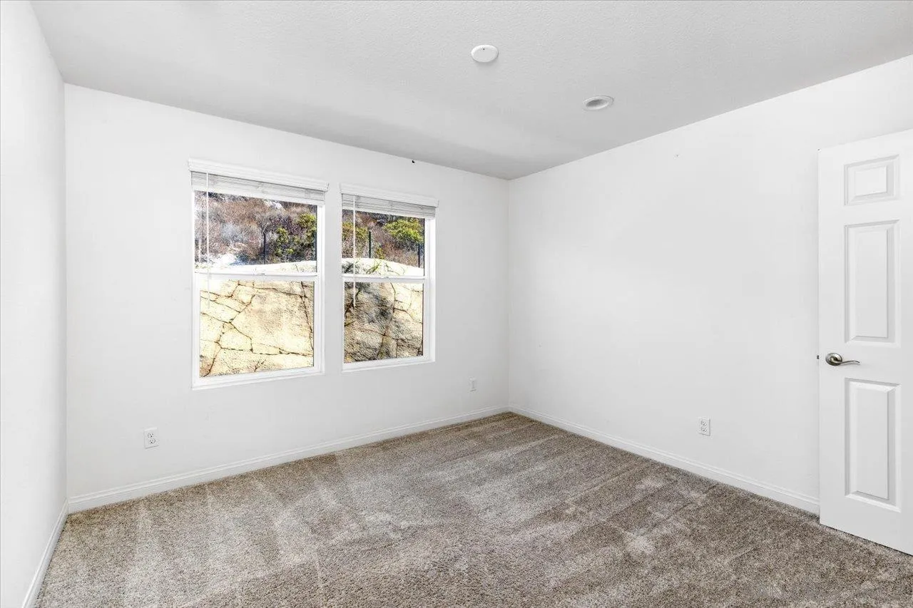 Photo #24: 260018241 Listing: Photo #24