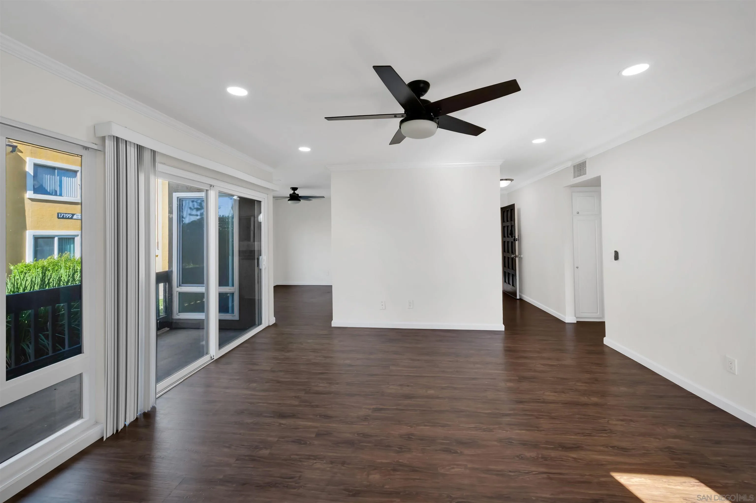 https://cdn.realtyfeed.com/cdn/127/260018243/04e8268b5ff29ed093a523fc221c54f4.webp