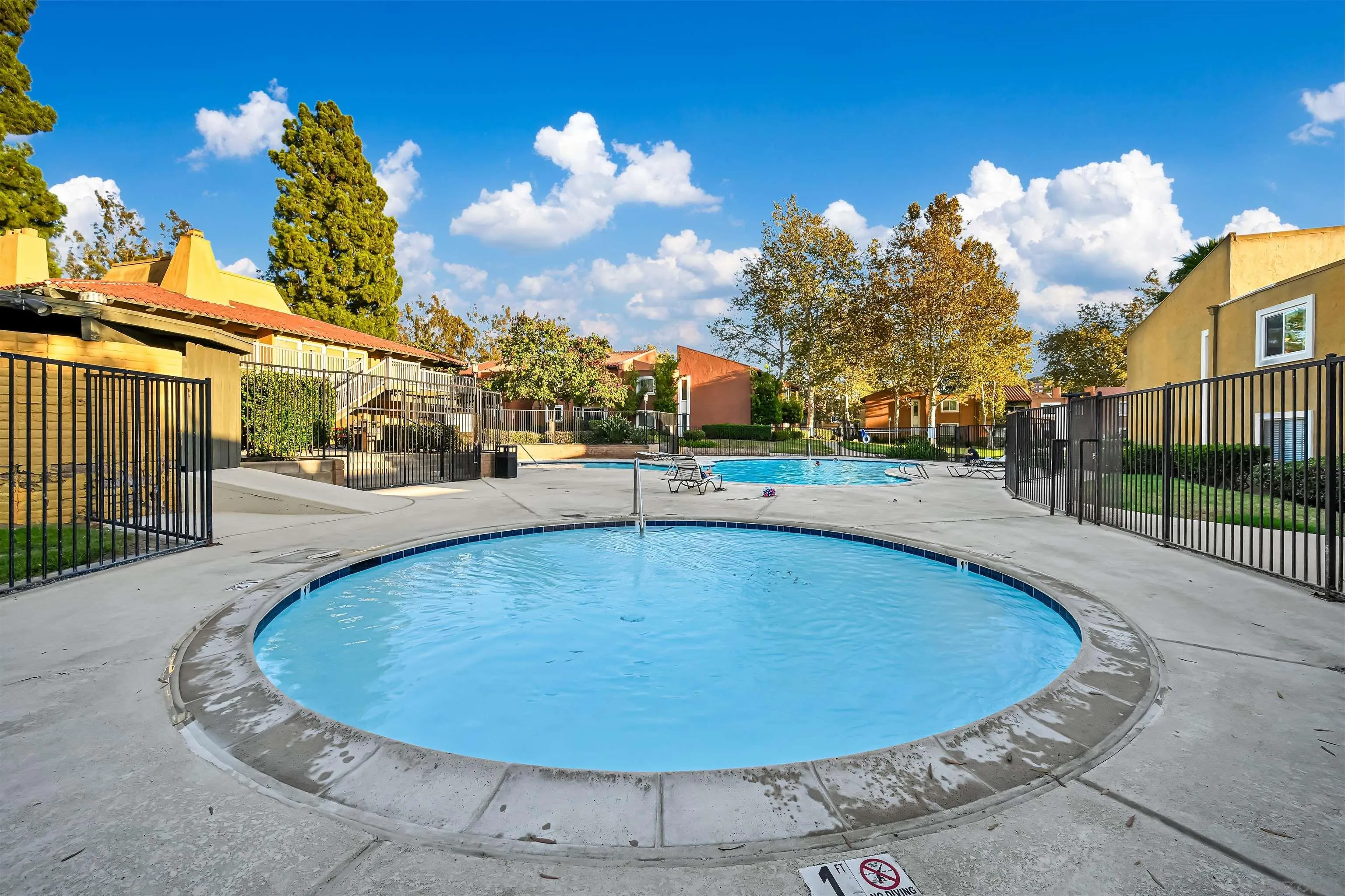 https://cdn.realtyfeed.com/cdn/127/260018243/9c808cf6e7841c4f95039db97e931629.webp
