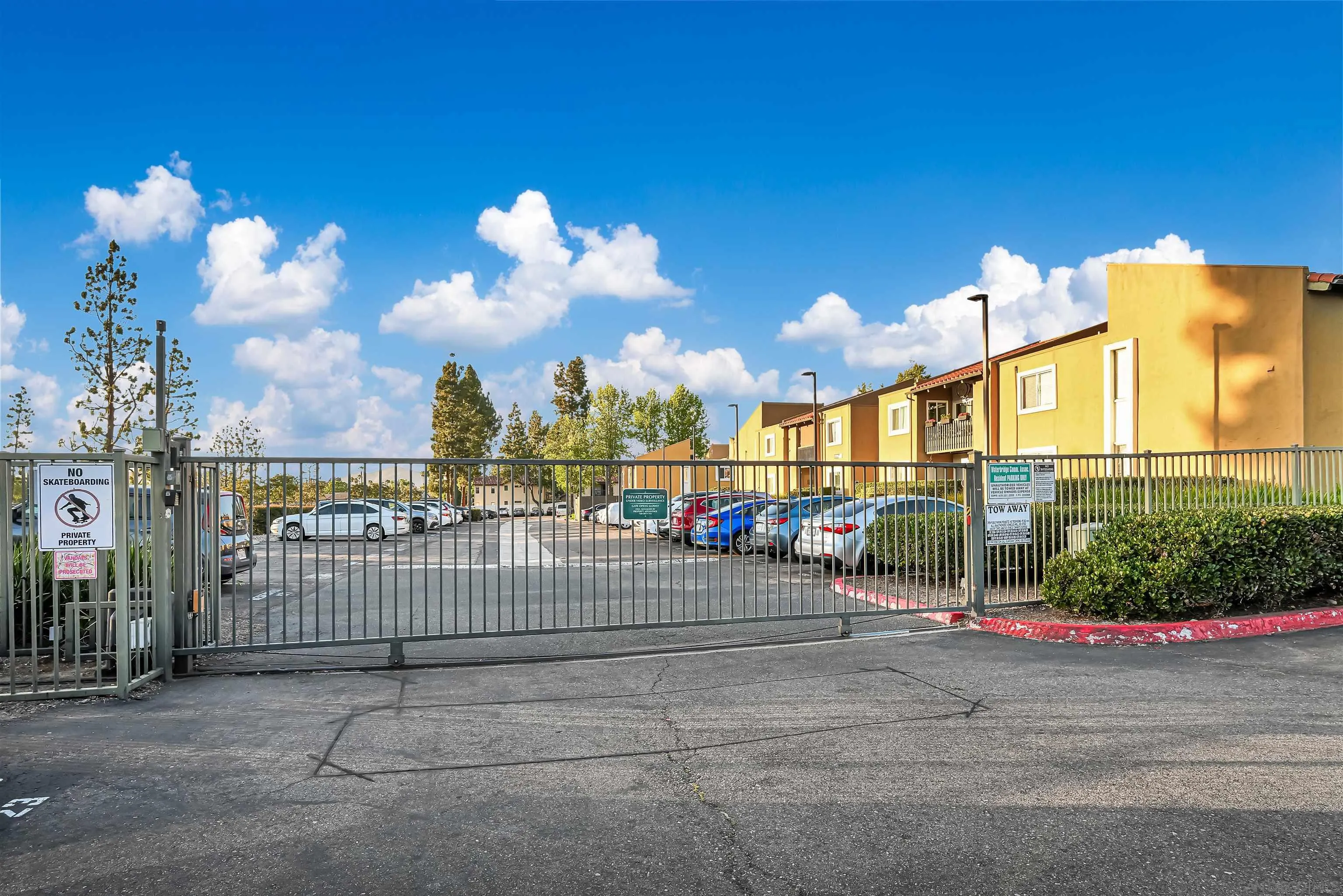 https://cdn.realtyfeed.com/cdn/127/260018243/a6bbbdd916eec99c872b7990f53ba8be.webp