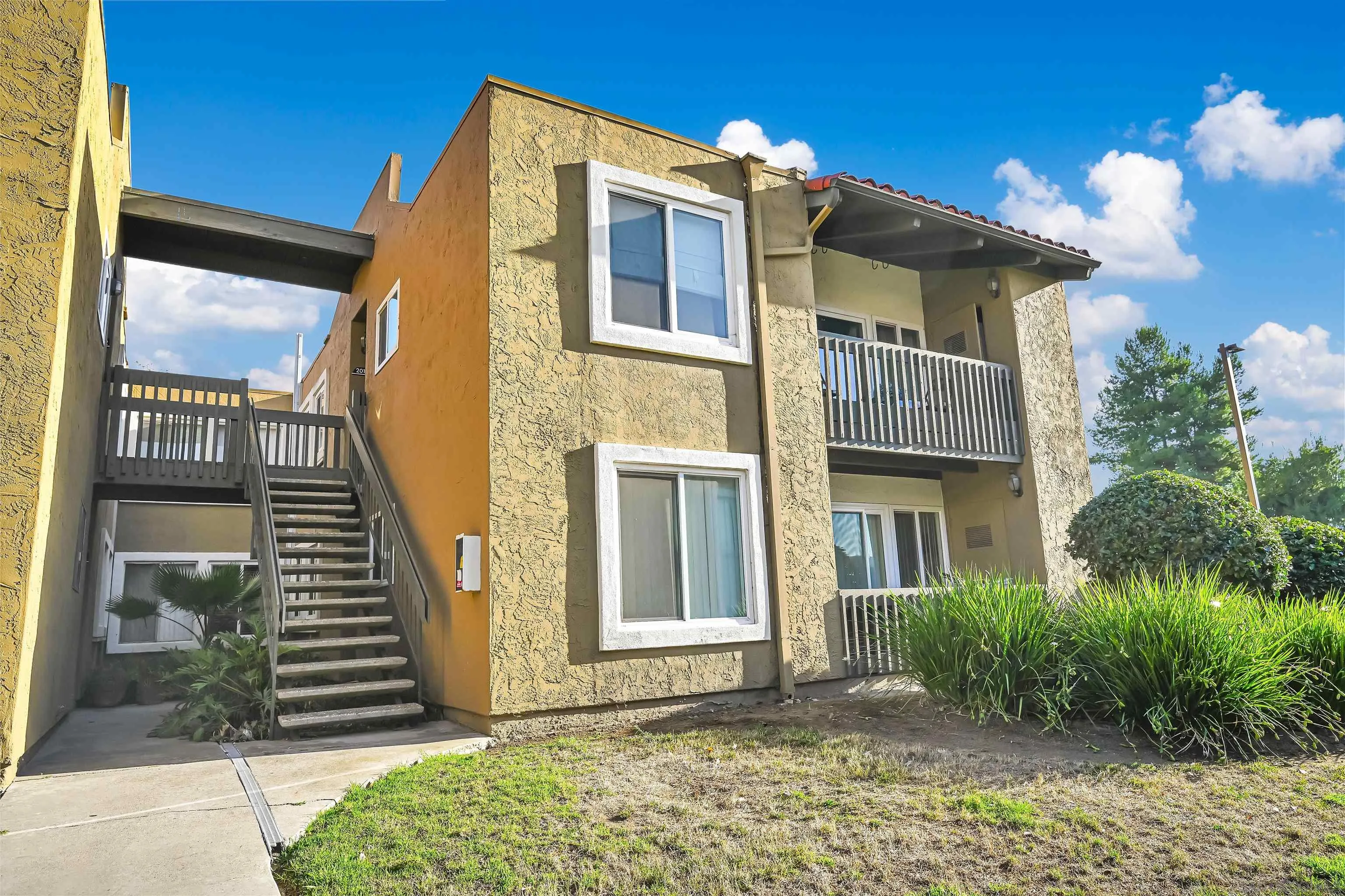 https://cdn.realtyfeed.com/cdn/127/260018243/dcc4e500ec58c038879a842805cb7be6.webp