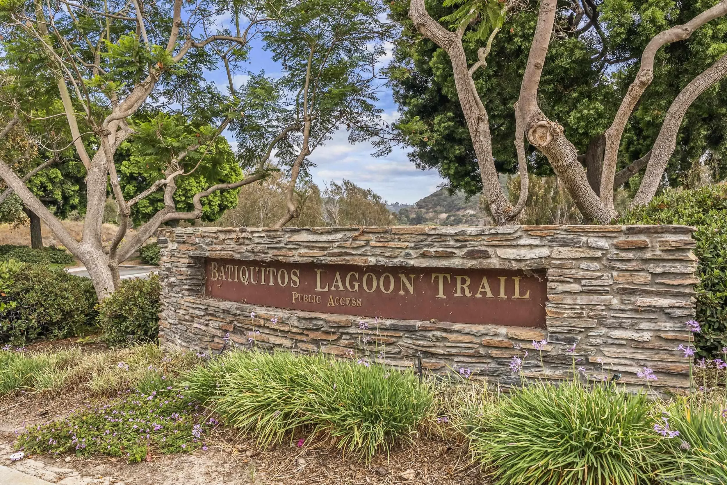 https://cdn.realtyfeed.com/cdn/127/260018247/9489476fc193669fff23ae71f849883b.webp
