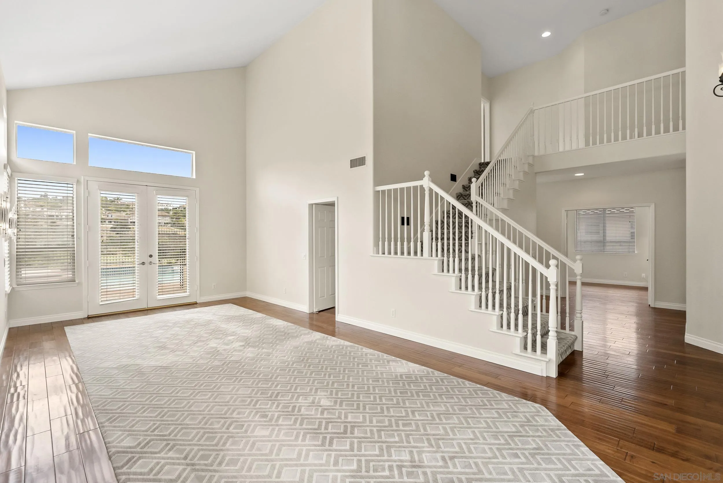 https://cdn.realtyfeed.com/cdn/127/260018247/a8974aef23d77a1a9eaa3eb3356ffca6.webp