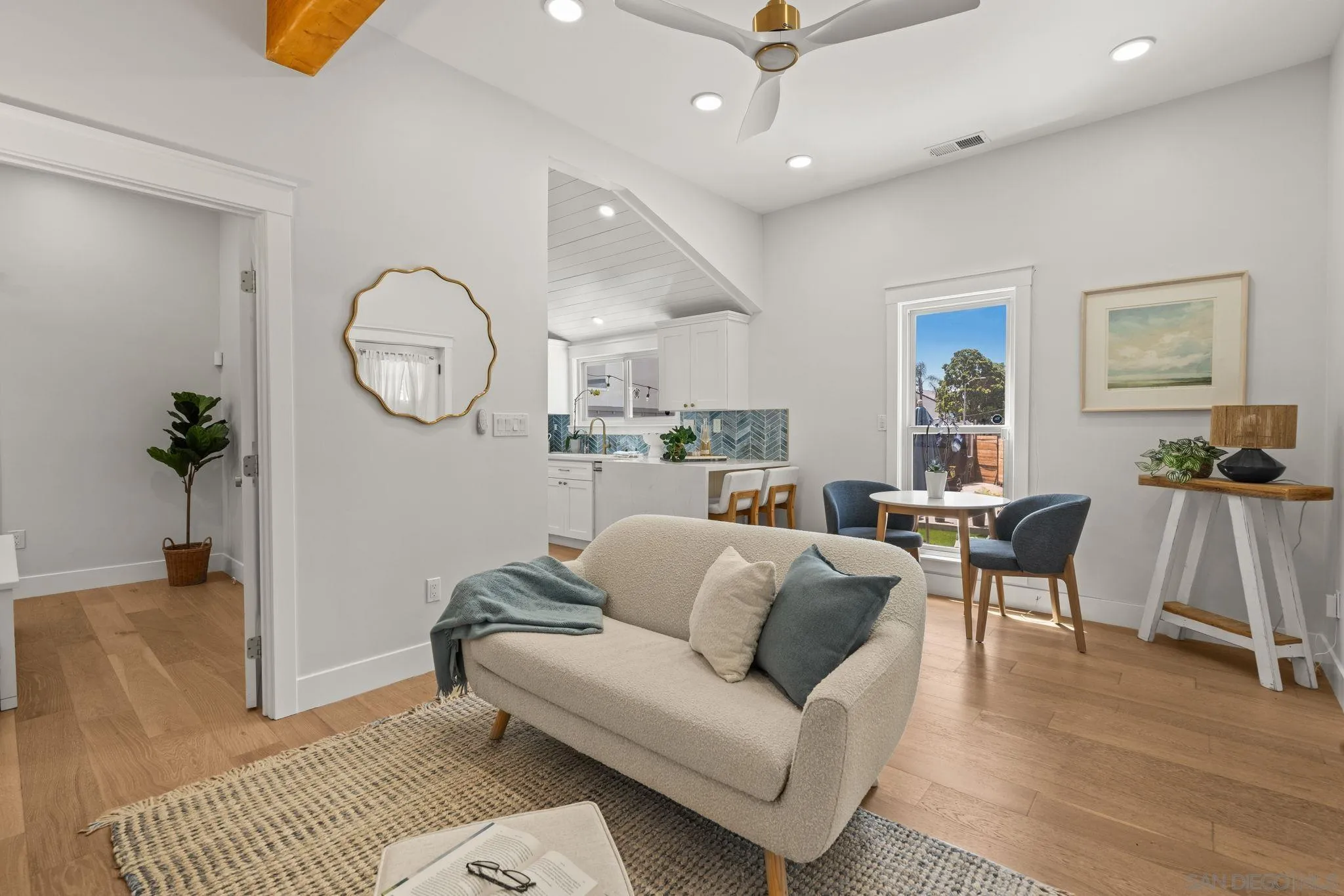 https://cdn.realtyfeed.com/cdn/127/260018250/0b1b5f33d33fbb138b384803b4ef3d31.webp