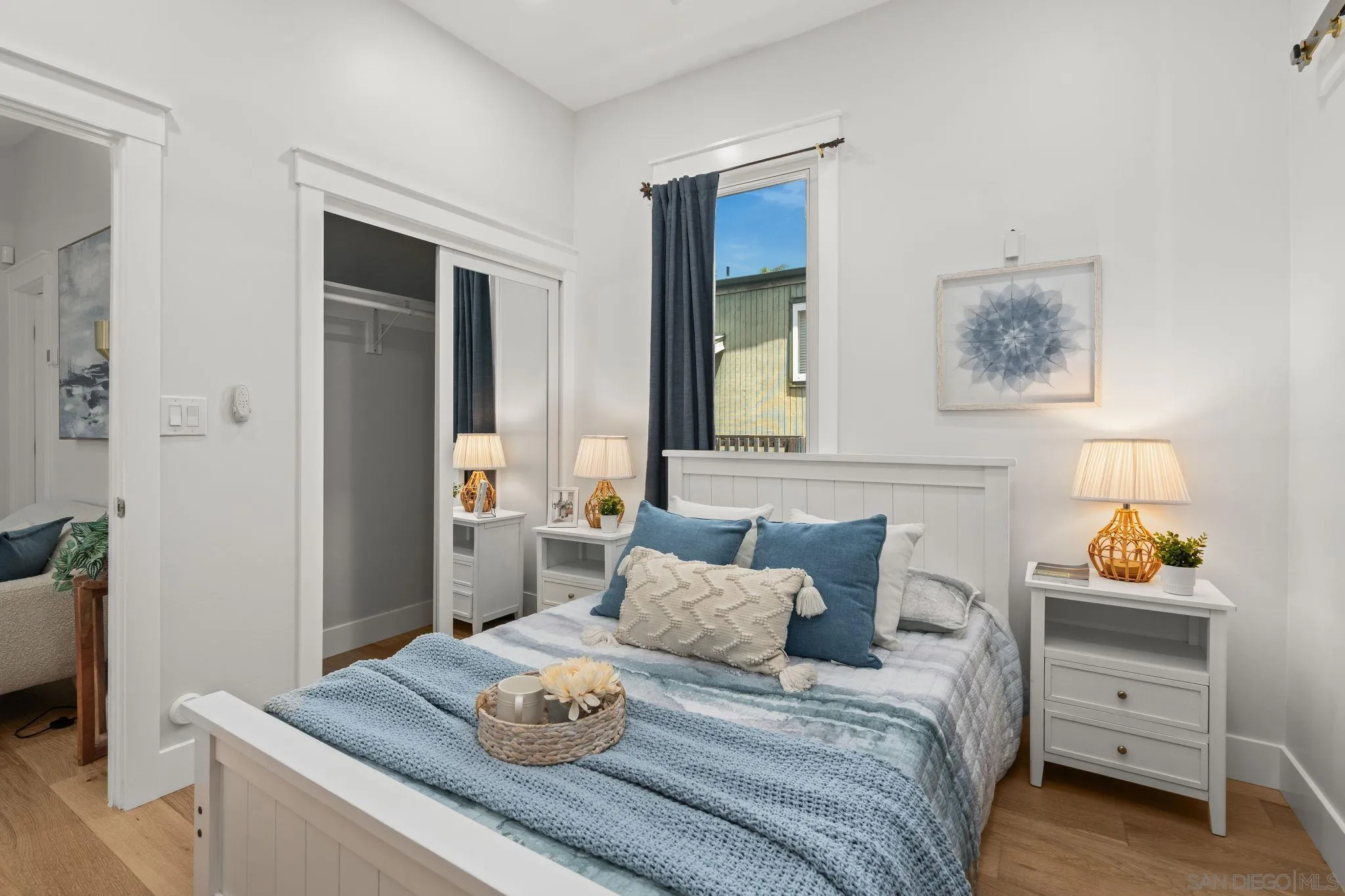 https://cdn.realtyfeed.com/cdn/127/260018250/794f8f6f1f3dc2e9c16dac603aaf4133.webp