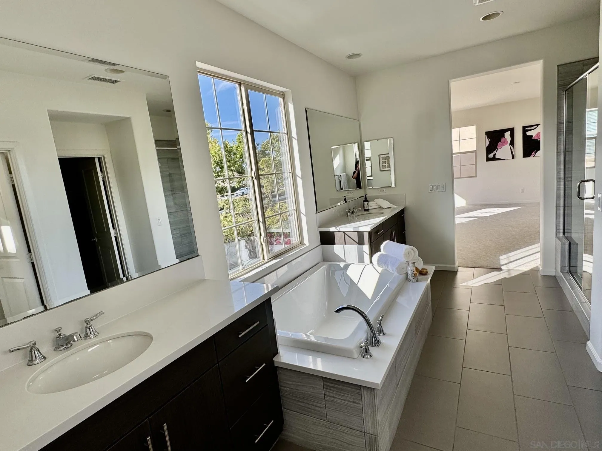 https://cdn.realtyfeed.com/cdn/127/260018252/4733edcc1b60b14b32e7d833c7327589.webp