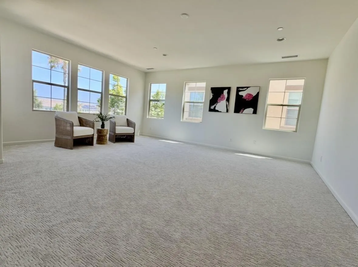 https://cdn.realtyfeed.com/cdn/127/260018252/7326bc080ff25f014fa2940b23aaf475.webp