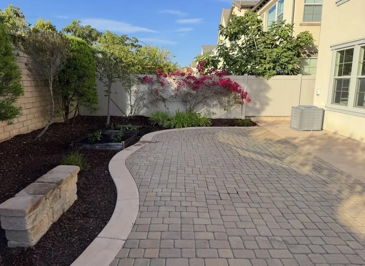 https://cdn.realtyfeed.com/cdn/127/260018252/aec997a9d55120fe95b7e65bb2767f8c.webp