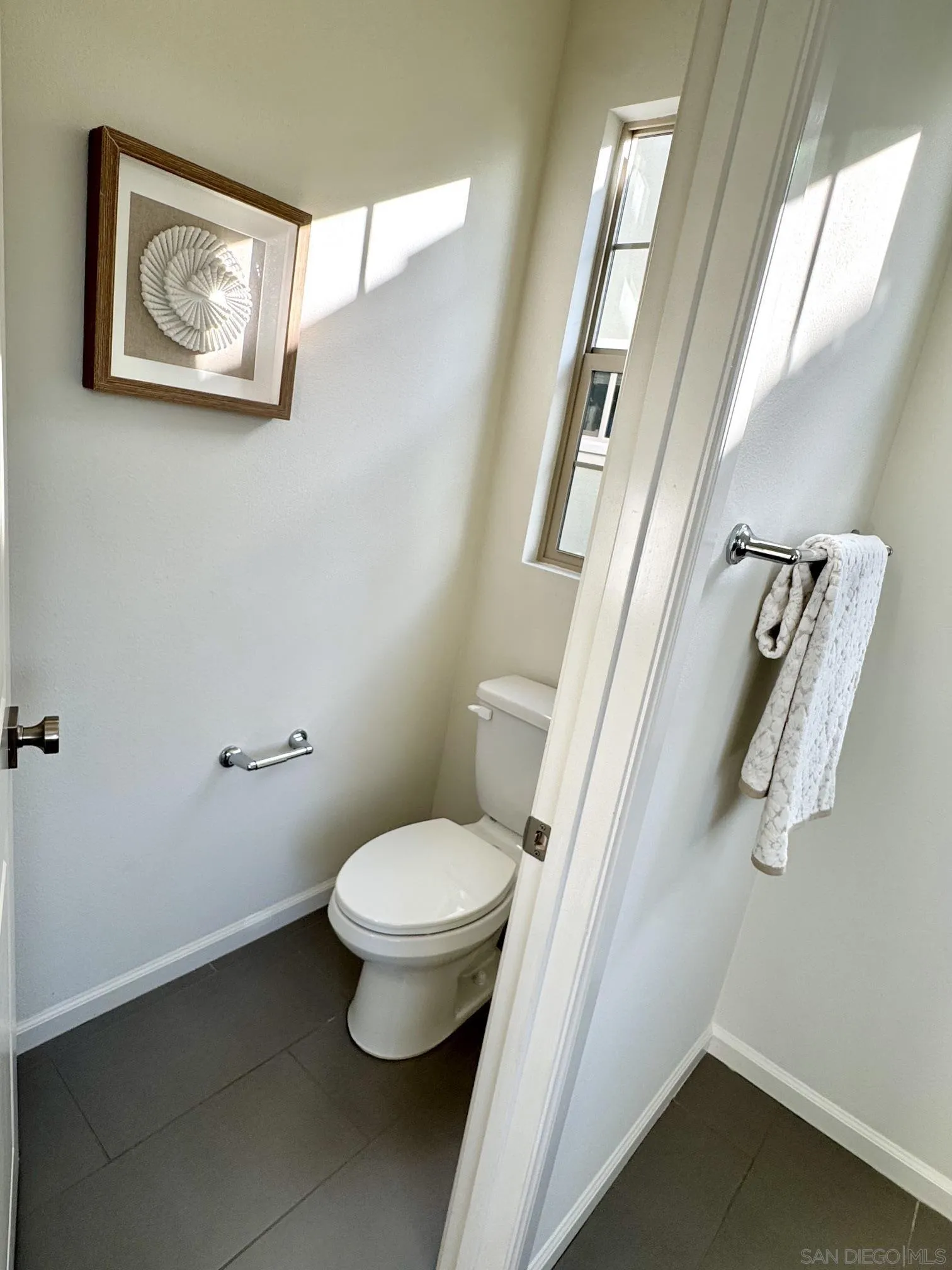 https://cdn.realtyfeed.com/cdn/127/260018252/cda794abe092bbec954dc65b7727b966.webp