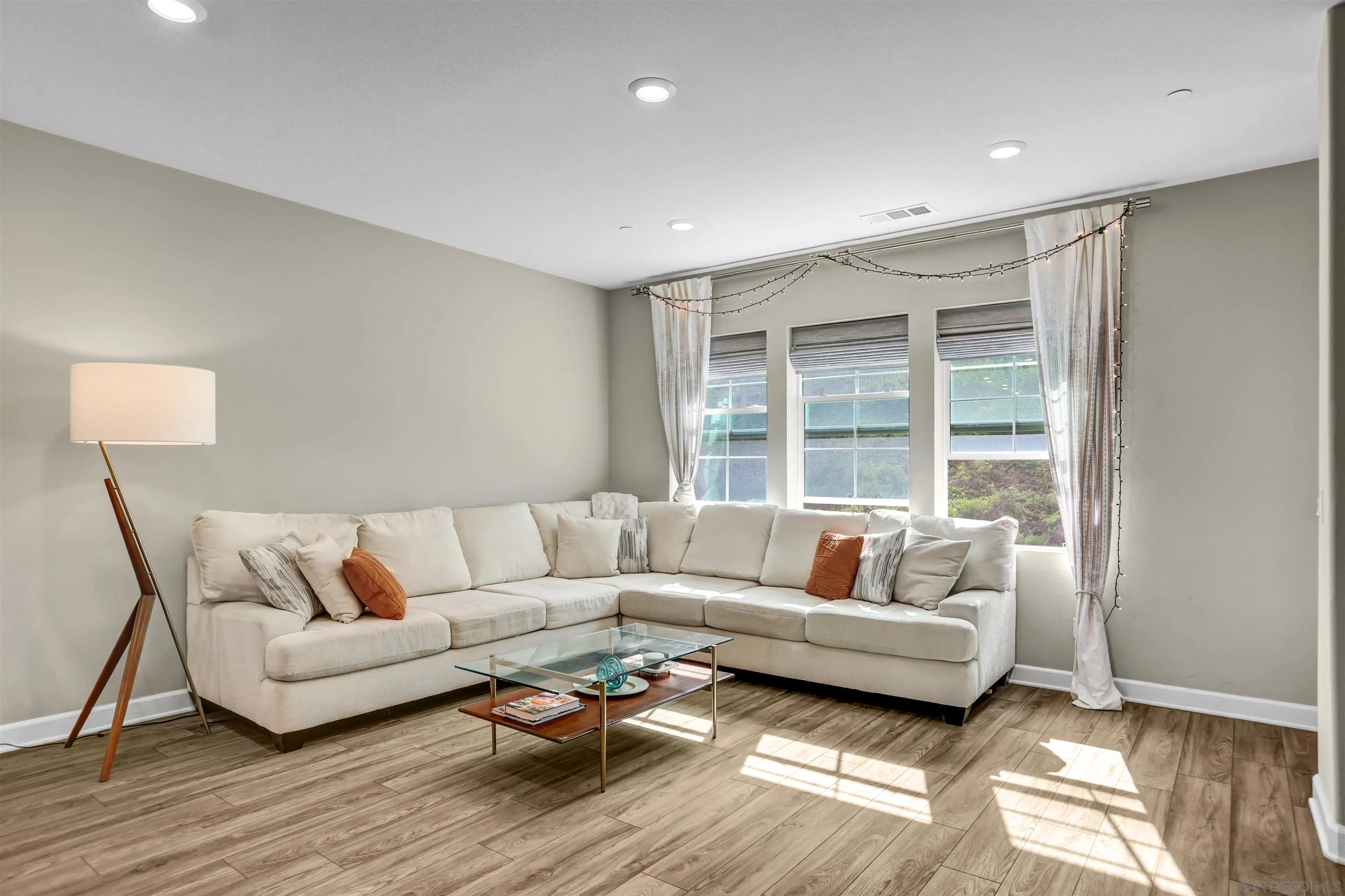 Photo #7: 260018269 Listing: Photo #7