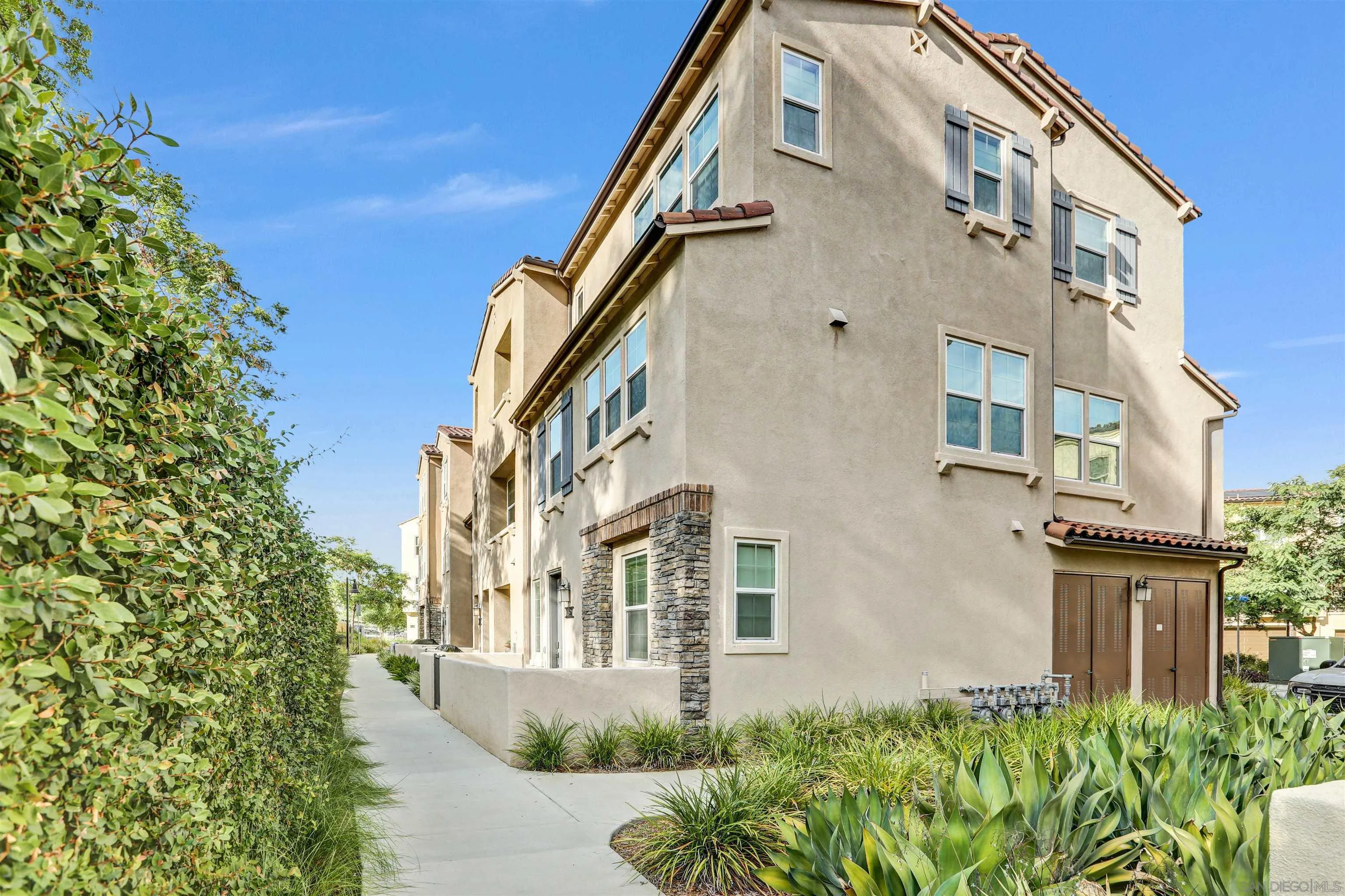 Photo #38: 260018269 Listing: Photo #38