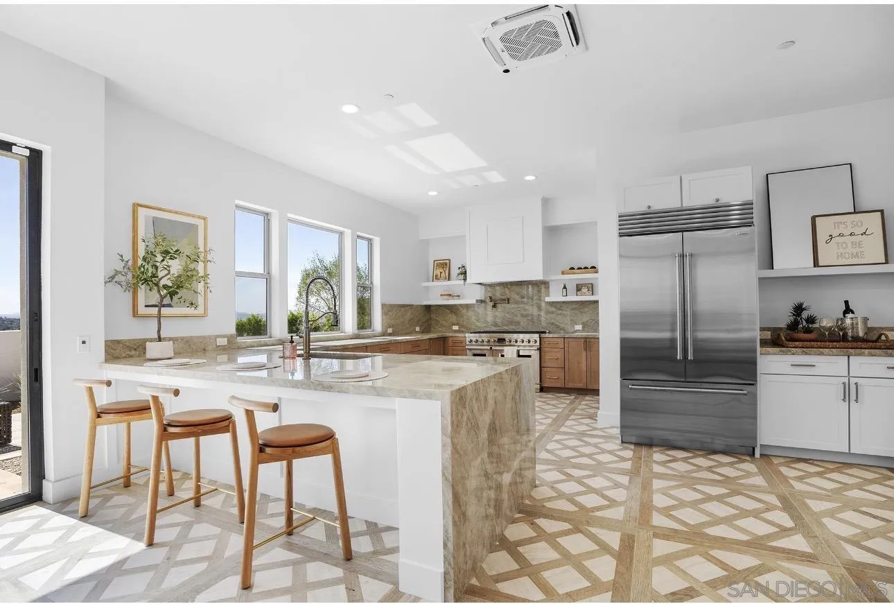 https://cdn.realtyfeed.com/cdn/127/260018273/1ac21b3572c720a84ea13934be99ed15.webp