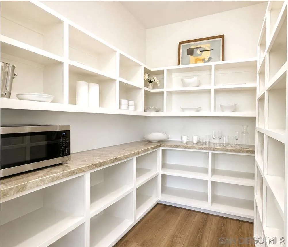 https://cdn.realtyfeed.com/cdn/127/260018273/29a244592383a1c7f9ad112d0fde3563.webp