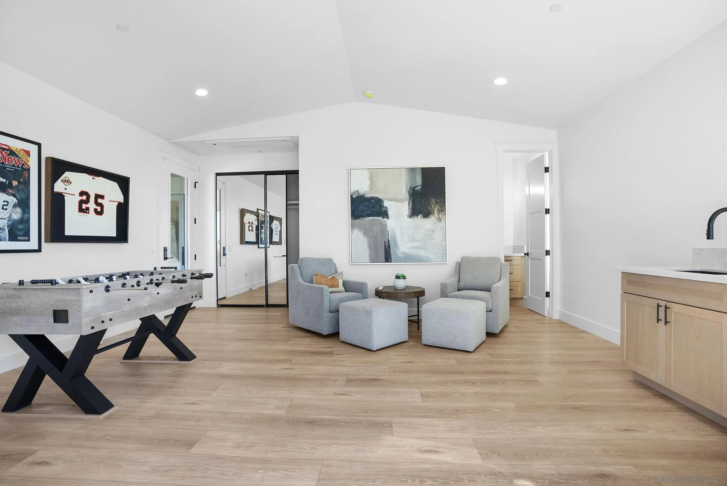 https://cdn.realtyfeed.com/cdn/127/260018273/2e9de4ebf38b5b43b053a0179c9f3ab7.webp