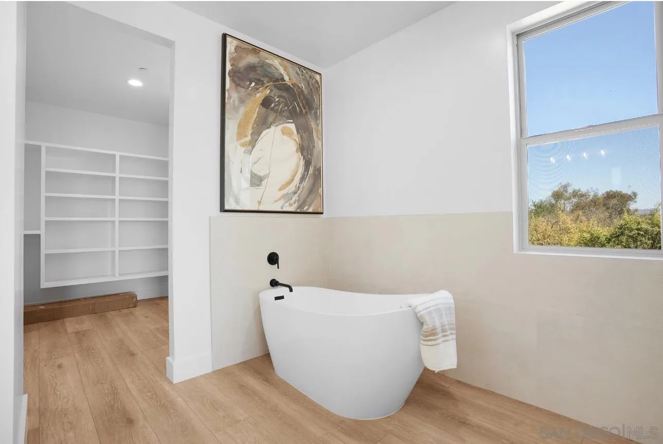 https://cdn.realtyfeed.com/cdn/127/260018273/3a43076ad41ab86536de1dc0e81a1bab.webp
